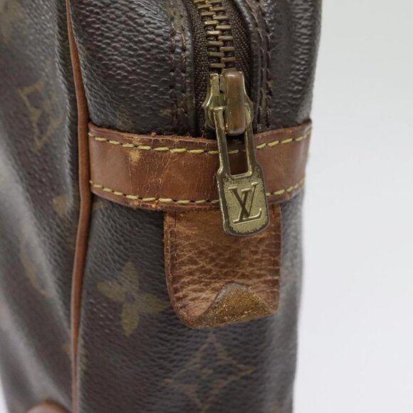 LOUIS VUITTON Monogram Compiegne 28 Clutch Bag - Picture 7 of 16